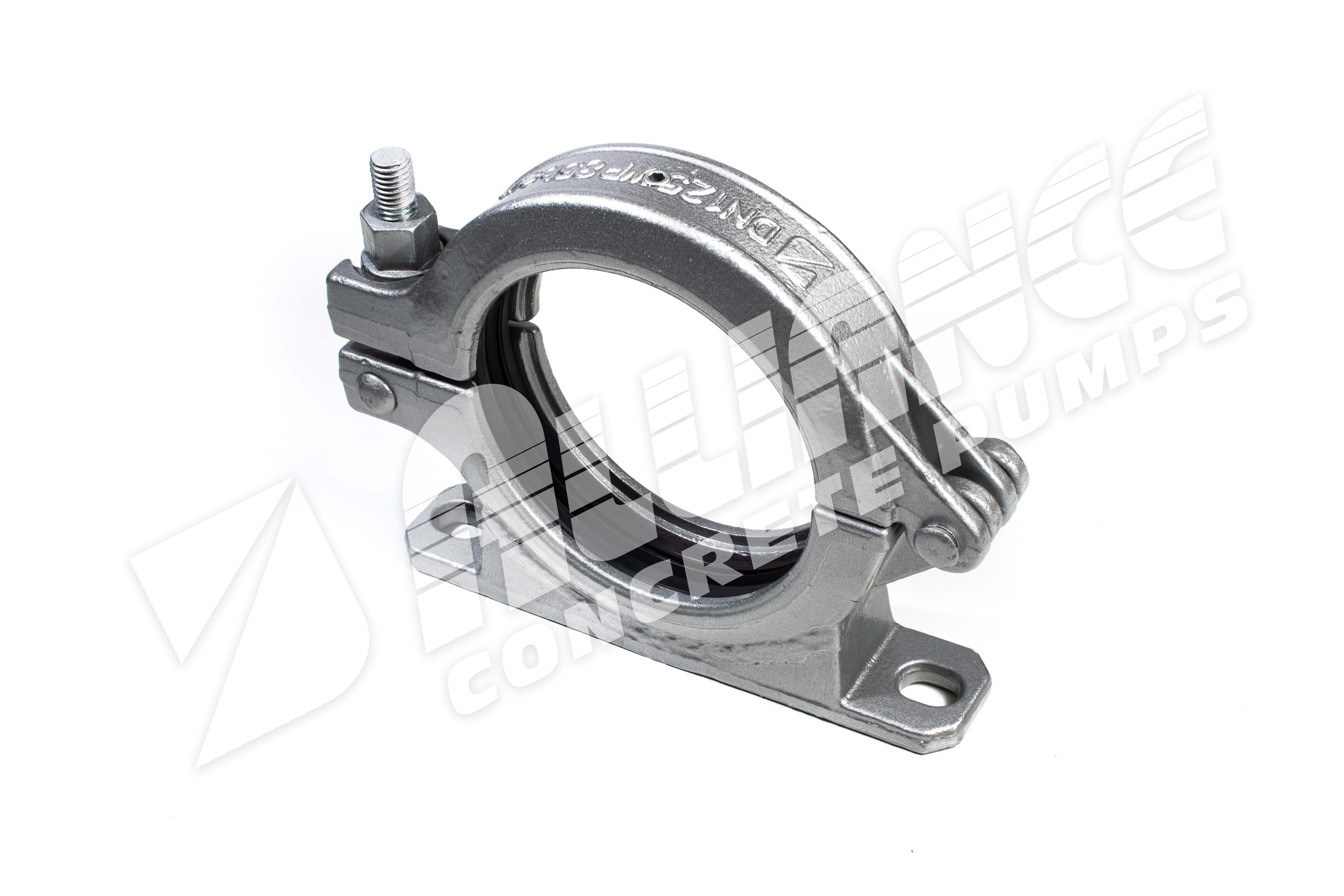 RB50002.jpg?auto=compress,