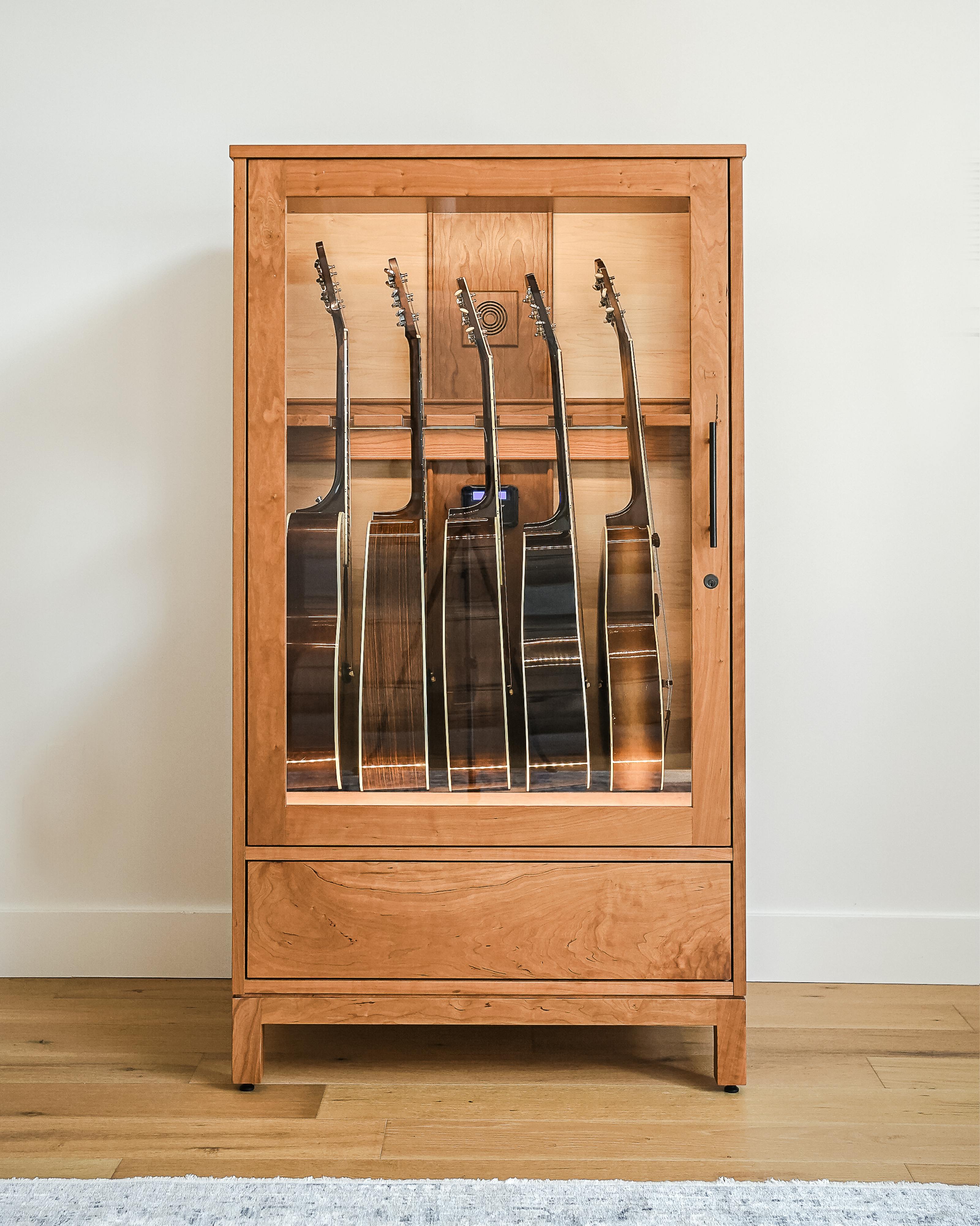 Guitar storage box top