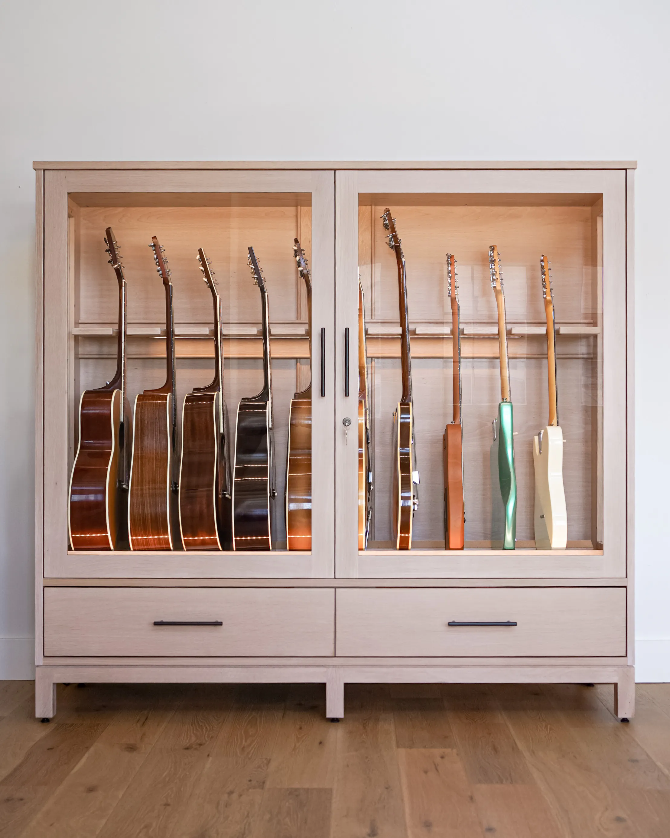 large ten guitar humidified display cabinet wood oak
