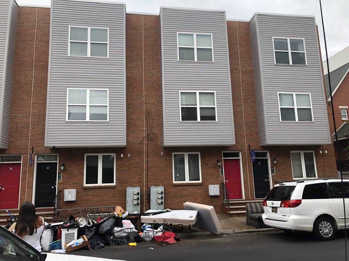 apartment complex with stucco remediation in progress